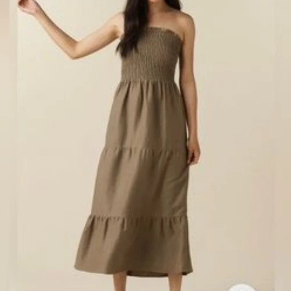 Vetta | The Smocked Tiered Dress - Picture 1 of 10